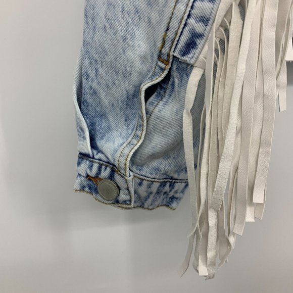 BlankNYC Jacket Nice Try Blue Denim White Fringe Button - Picture 13 of 14